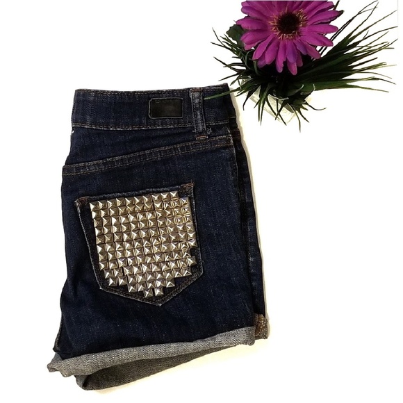 BDG ❤ Metal Studded Denim Cuffed Shorts Sz 4 - Picture 3 of 8